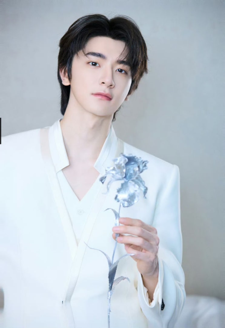  [250524] 盐津铺子大魔王 팬미팅 착장사진+영상 _ 린이 웨이보, 린이자습실 웨이보, 苏瑞开号啦 샤오홍슈, 린이공작실 도우인