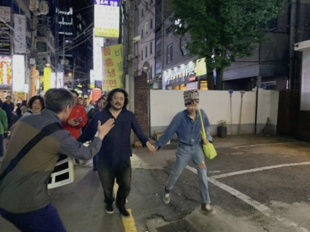  김어준, 품절남입니다. 알려지지 않은 배우자는 누구?