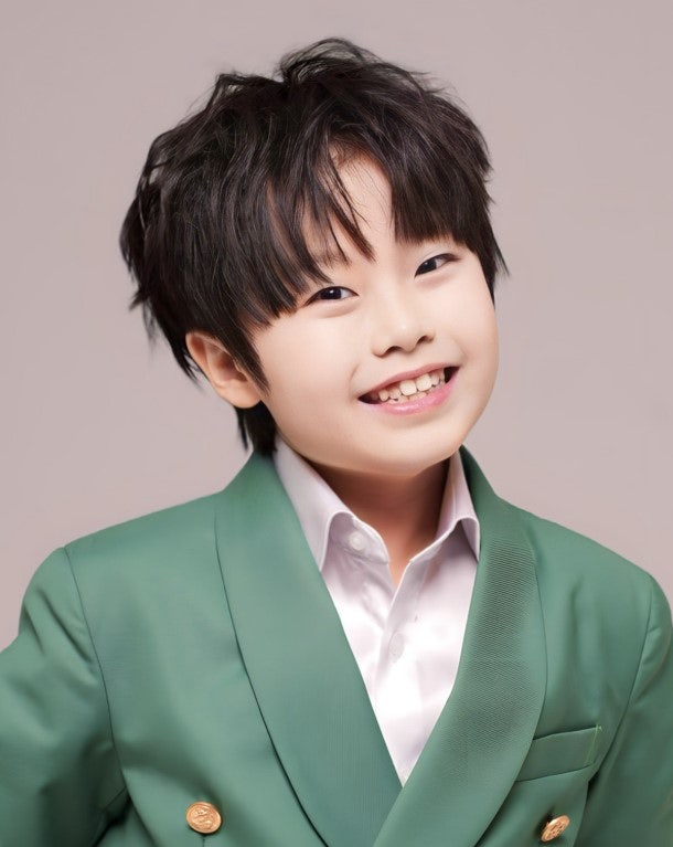 황민호 부모 형 프로필 알아보기