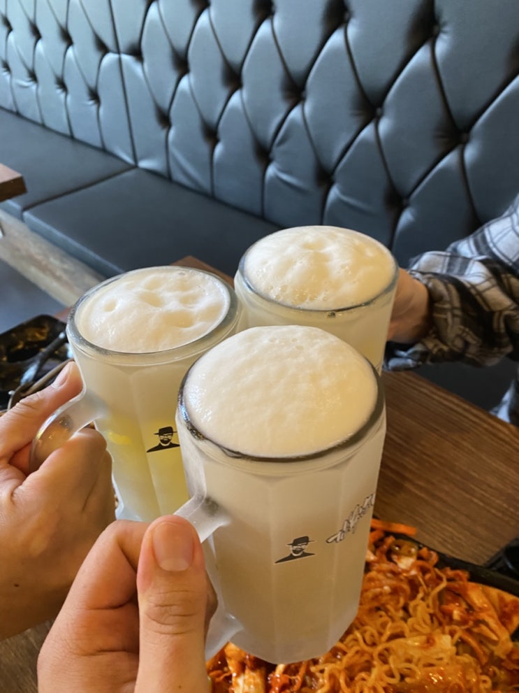 2차 방문하기 좋은 조촌동 술집 군산 스트릿몰 김복남맥주 생맥주맛집 조촌동가맥 골뱅이소면 고기짬뽕 군산롯데몰맛집