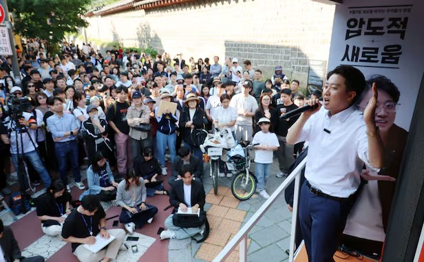 이준석 "金과 단일화 절대 없다· · · <b>이재명</b>, 환란 가져올 세력"