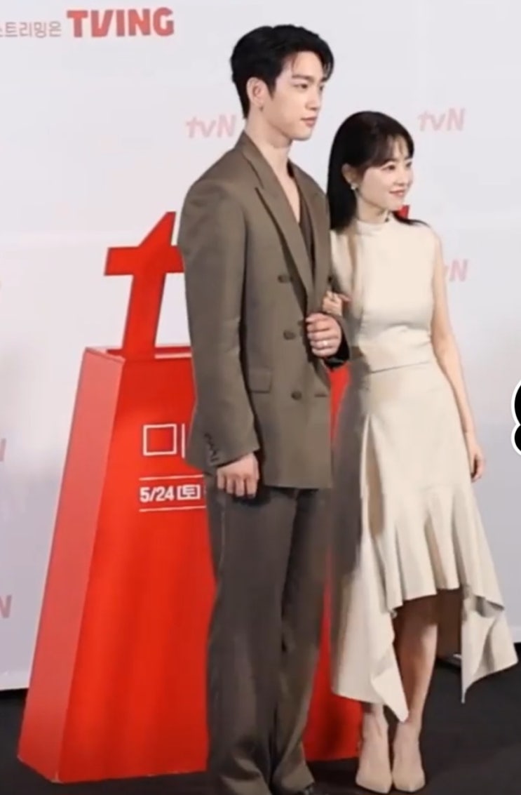 <b>미지의 서울</b> OTT로 만나는 쌍둥이 자매의 인생 체인지 진짜... 