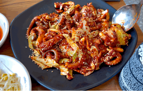  동탄호수공원 맛집 '복사꽃 피는 집'  매콤한 직화 낙지구이 레이크 꼬모 맛집