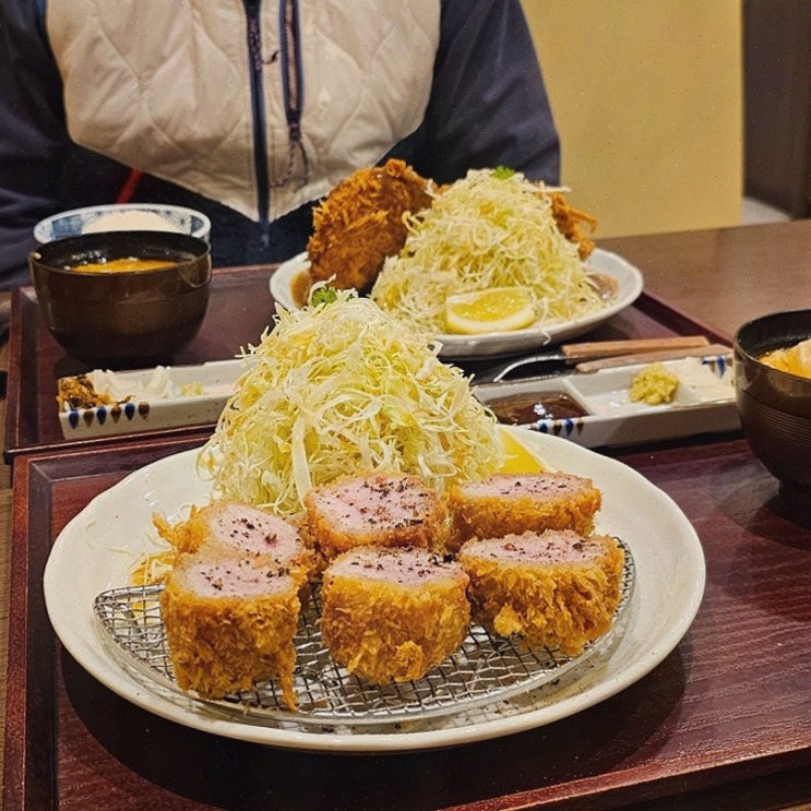  정통 일본식 돈카츠와 함께하는 김포공항 맛집, 호시카츠 롯데몰 김포공항점