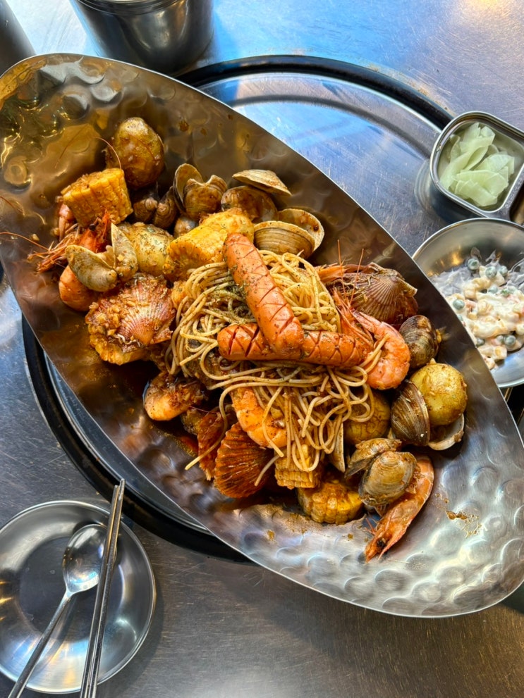  서울 보일링씨푸드 지락실 보일링크랩 맛집 이태원 조개구이 전문점 뻘
