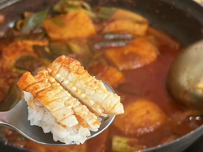  천안중앙시장맛집 밑반찬 혜자로운 천안노포 왕궁식당에서 갈치조림 점심식사