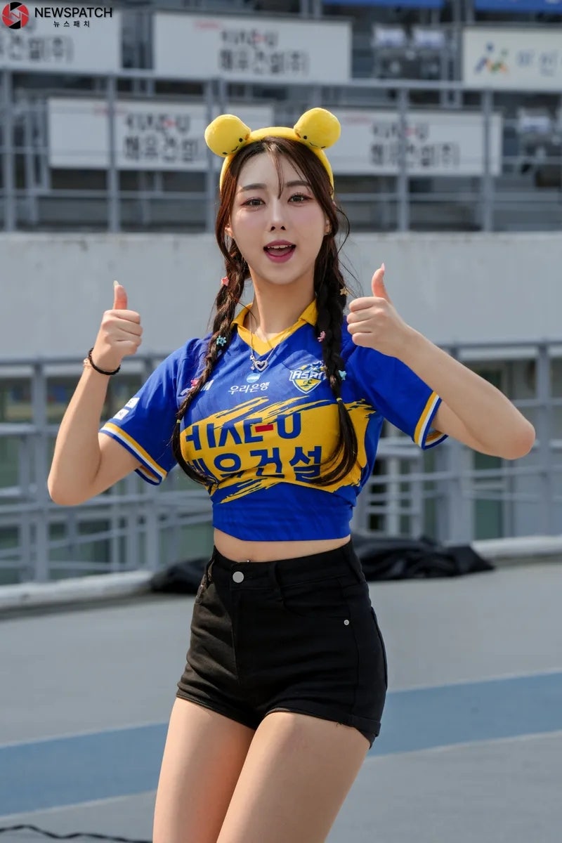 [NP포토]이서연 치어리더, 큐티와 섹시를 넘나드는 '뒷터미널' 댄스