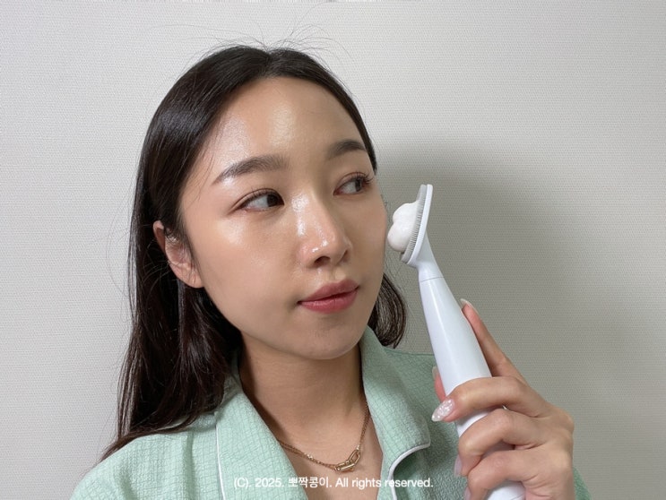  릴릴웨이브 진동클렌저 실리콘 클렌징 추천 피부 홈케어 완성