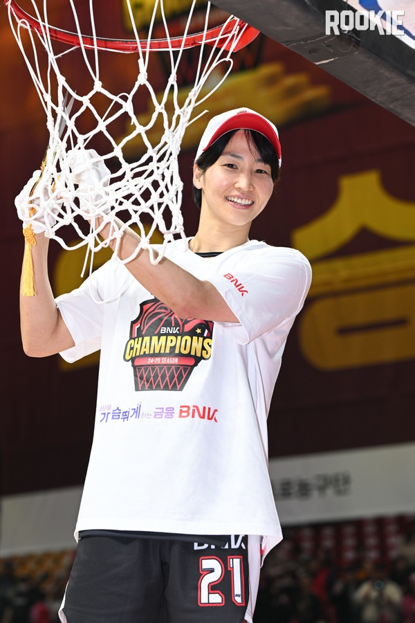 WKBL 돌아온 이이지마 사키, <b>아시아쿼터 드래프트</b> 참가 확정!