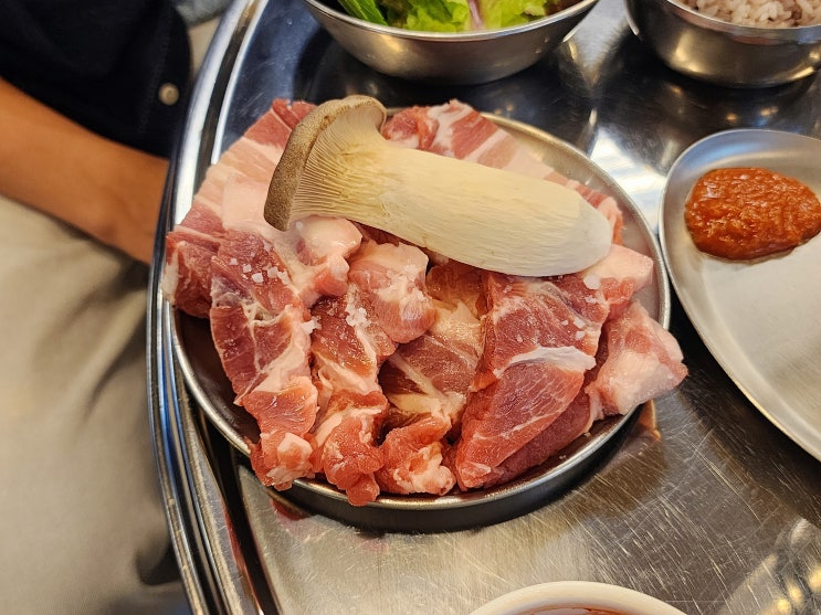  수원삼겹살 맛집 노포감성 가득한 상록회관