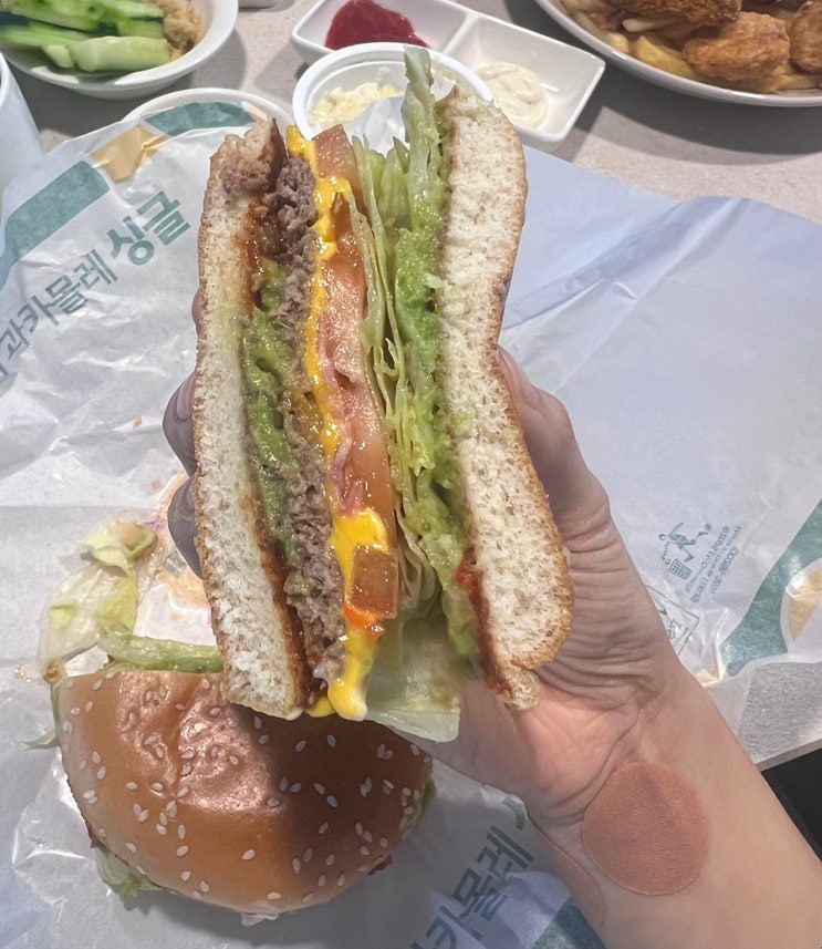  맥도날드 베토디 과카몰리 싱글 가격 칼로리 맛! 개인적으로 더블 추천해요