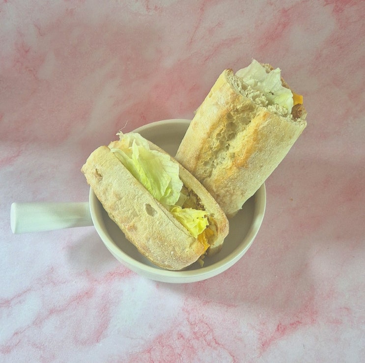  치킨커틀렛을 활용한 치킨 까스 치아바타 샌드위치 만들기
