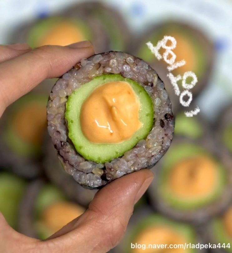  오이김밥 레시피] 통오이로 만드는 다이어트 저칼로리 한끼! 만능소스로 더 맛있게
