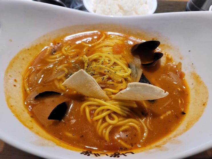  강남 역삼동 점심 혼밥 하기 좋은 니뽕내뽕 내 돈 내산 후기