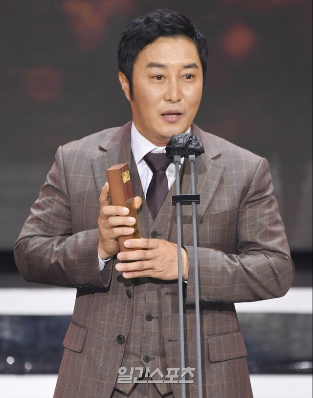[단독] 김병만, 9월 제주도 야외 결혼식… 제주도 정착 계획