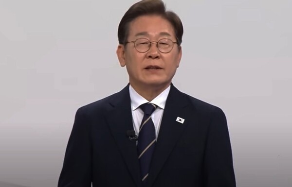 <b>이재명</b>,"정치보복 없다... 강조"...사법·<b>검찰개혁</b>은 다음에...