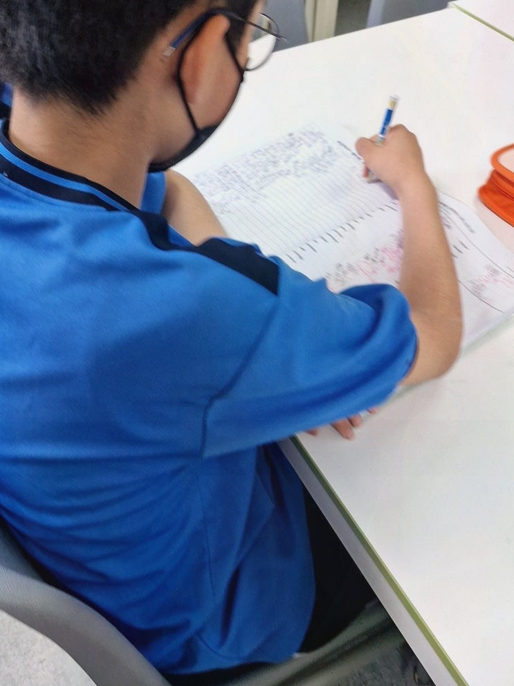  리드앤톡영어학원에서 독해력을 기르는 울산 삼산동 영어학원