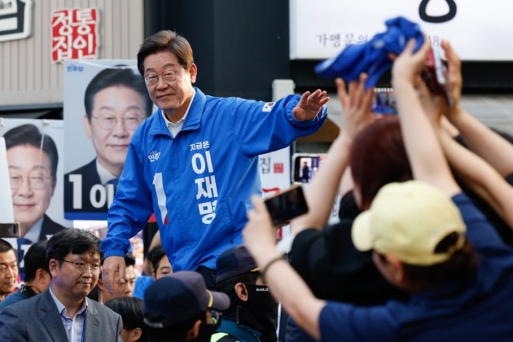이재명, <b>대법관</b> 100명 <b>증원법 철회</b> "지시한 적 없어"