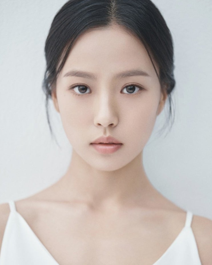 <b>고민시 학폭</b> 폭로글, 4시간 만에 소속사 강경 대응…과거 <b>논란</b>... 