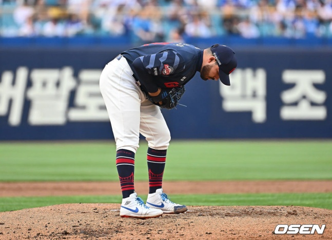 투구 <b>전</b> 루틴, 악몽의 KBO <b>데뷔전</b> 롯데의 알렉 <b>감보아</b>(KBO)