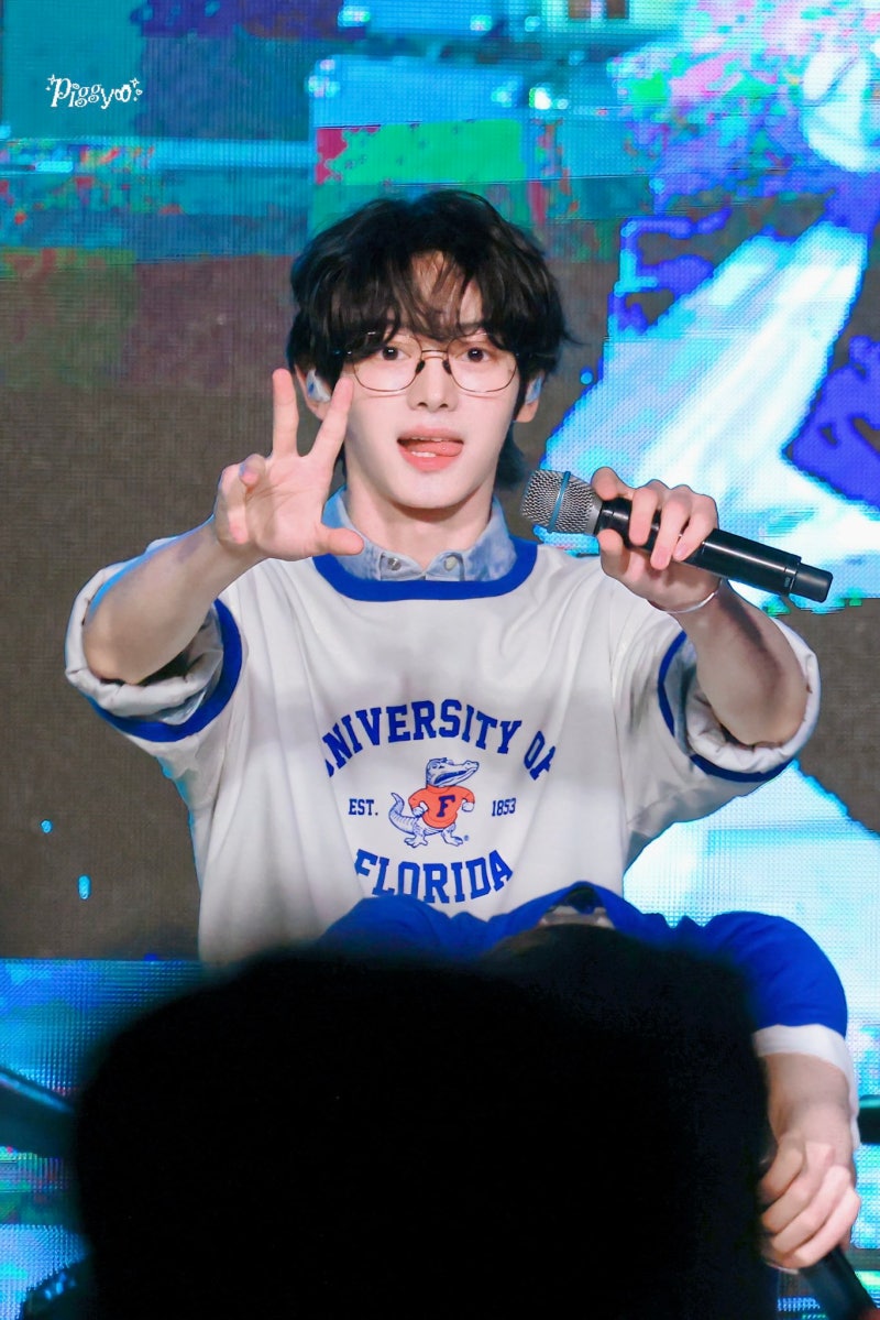 투어스 한진 서울시립대학교 안경 정보 : 마노모스 / NCT 리쿠 안경