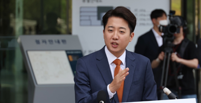  "사퇴요정 아냐" 단일화없이 완주 외친 이준석…일각선 '적은 득표로 완주' 응원도