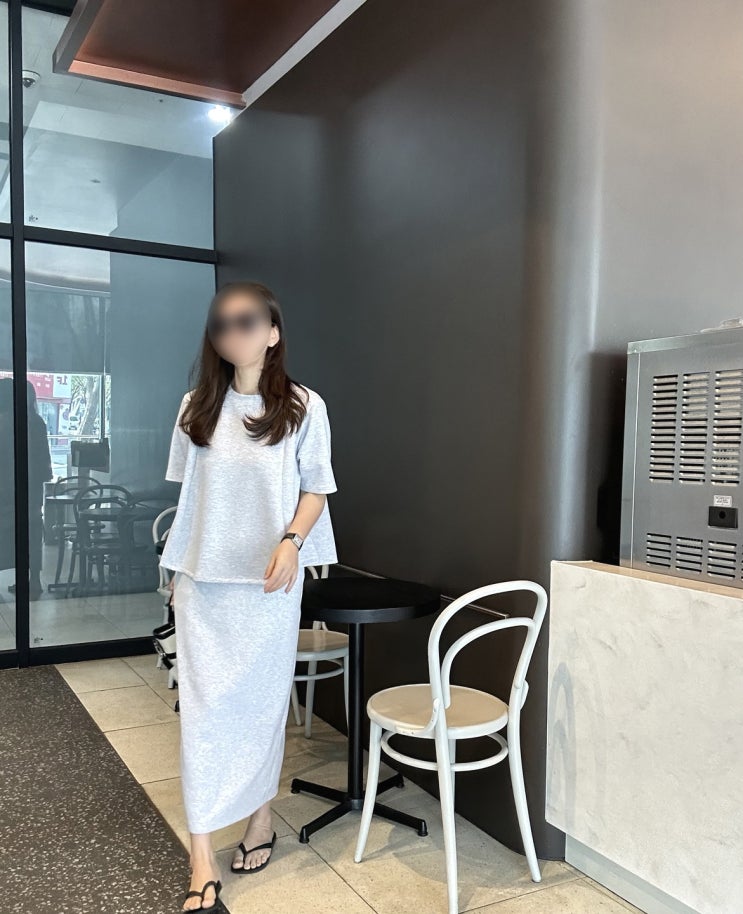  여름 여성 루즈핏 쿨 밴딩 스커트 투피스 세트로 완성하는 꾸안꾸 데일리룩