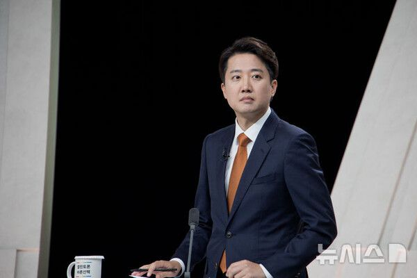  이준석, '젓가락 발언' 논란에 "불편한 국민께 심심한 사과…검증 필요한 사안"