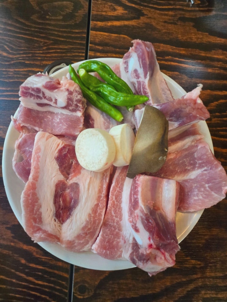  가족 외식에 적합한 호랭이갈비집, 용암동 맛집