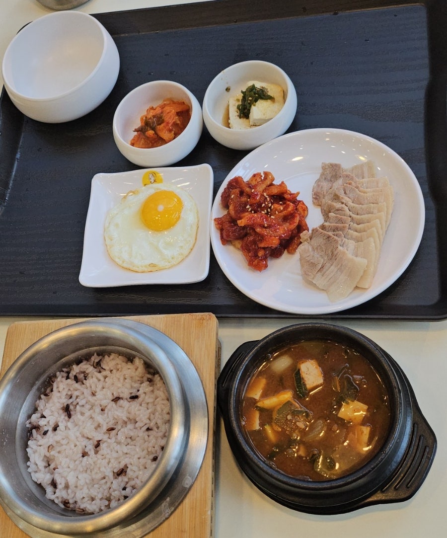 원할머니보쌈족발 고양향동점 사진 2
