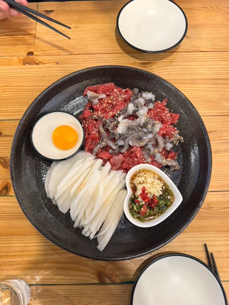  광안리 육회. 낙지탕탕이 맛집, 광안리 술집 [포구객잔] "여기 육회탕탕이를 안 먹어봤다고?"