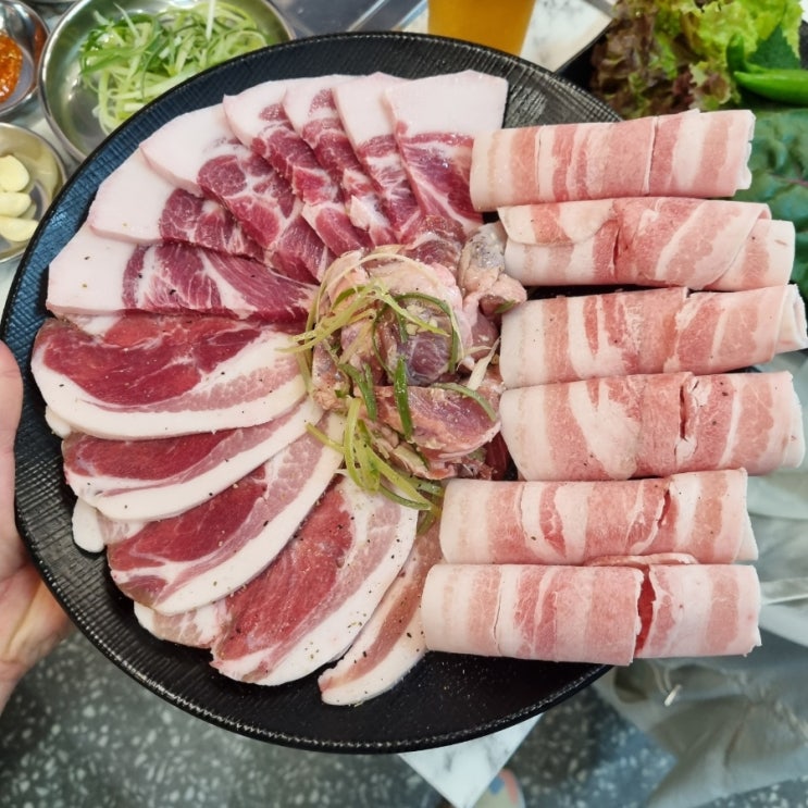  신기시장맛집 나사장네최강대패 신기시장점에서 뒷고기