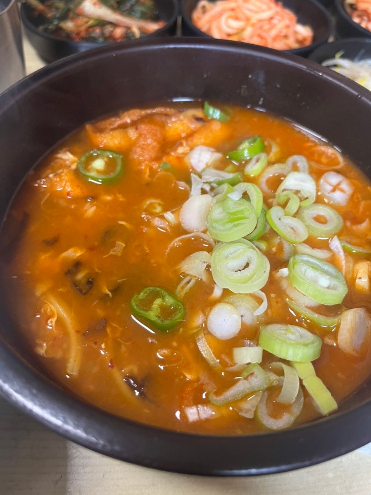  을지로 서울식 추어탕의 정석, 용금옥 2층 다락방에서 한 그릇