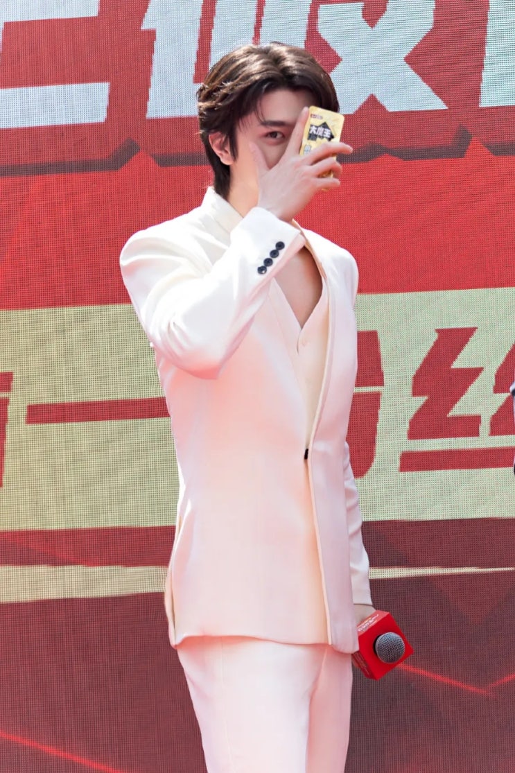  [250528] 盐津铺子大魔王 웨이보 _ 250524 창사팬미팅 현장사진