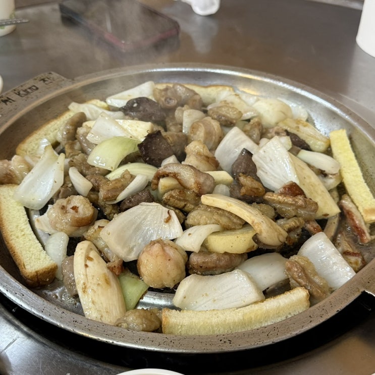 [내돈내산 태릉입구 맛집] 중랑장미공원 데이트코스 추천 곱창 맛집 <왕소곱창꼼장어>
