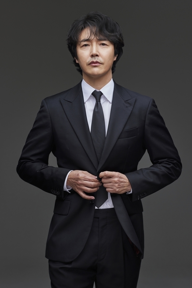 윤상현, <b>엔에스이엔엠</b>과 <b>전속계약</b>