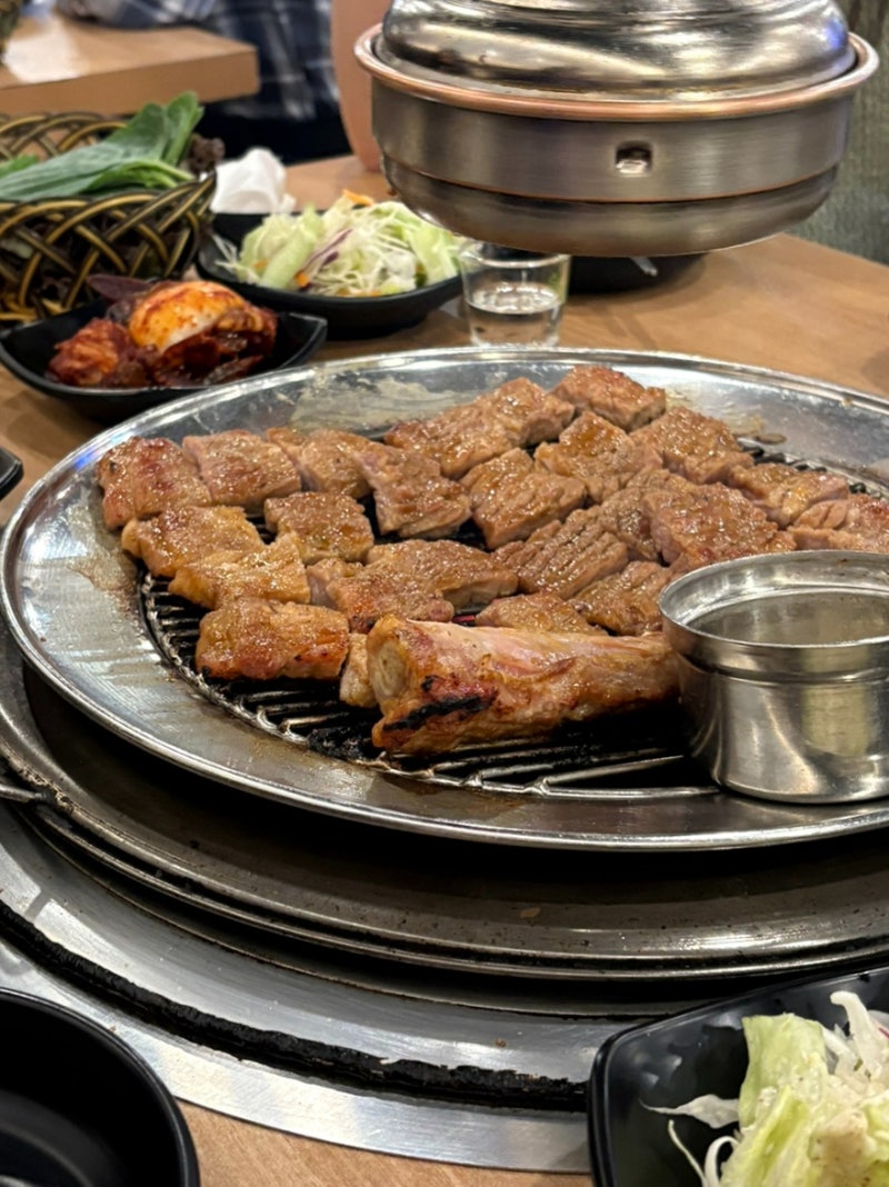 흥부골 숯불돼지왕갈비_사가정 면목 돼지고기 맛집/사가정 아이파크 가족모임 고깃집
