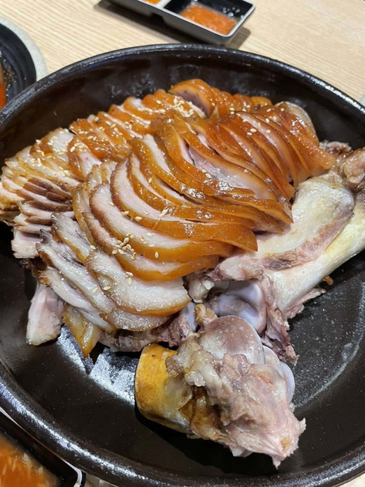  [청대 맛집] 먹는족족 청대점 맛있는 족발 한 점 먹고온 후기 ~~