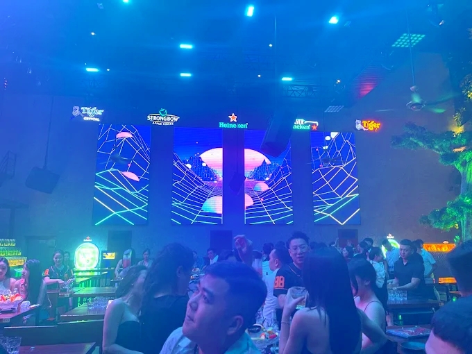  호치민 근교 붕따우 여행 풀빌라숙소 핫한 해변 맥주펍