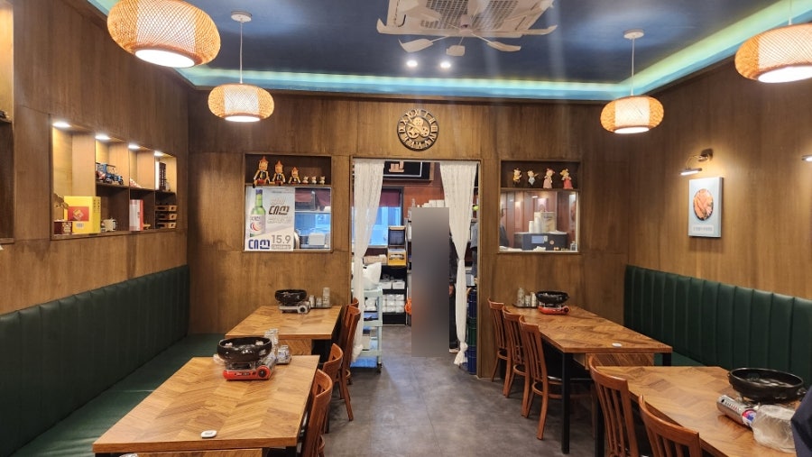 족발사관학교 명지점 사진 3
