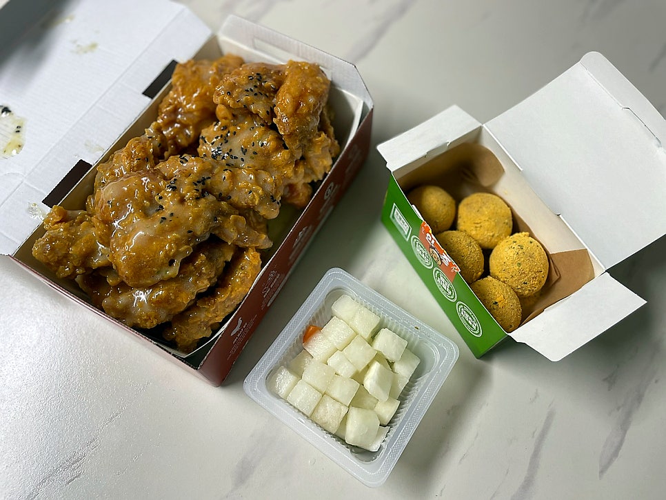 자담치킨 울산복산약사점 사진 3