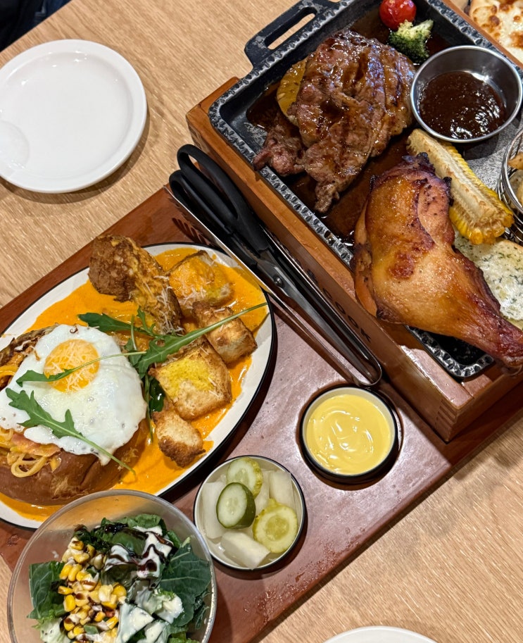  신세계 사우스시티 맛집, 서가앤쿡 목살스테이크한상 & 고르곤졸라 피자