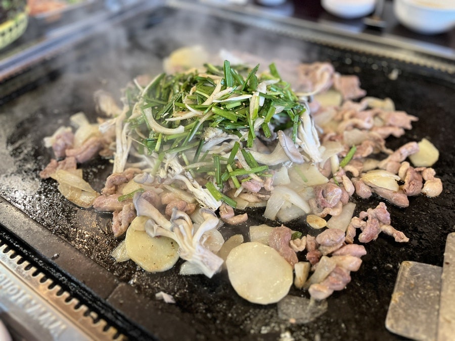 퓨전돌판집 사진 1