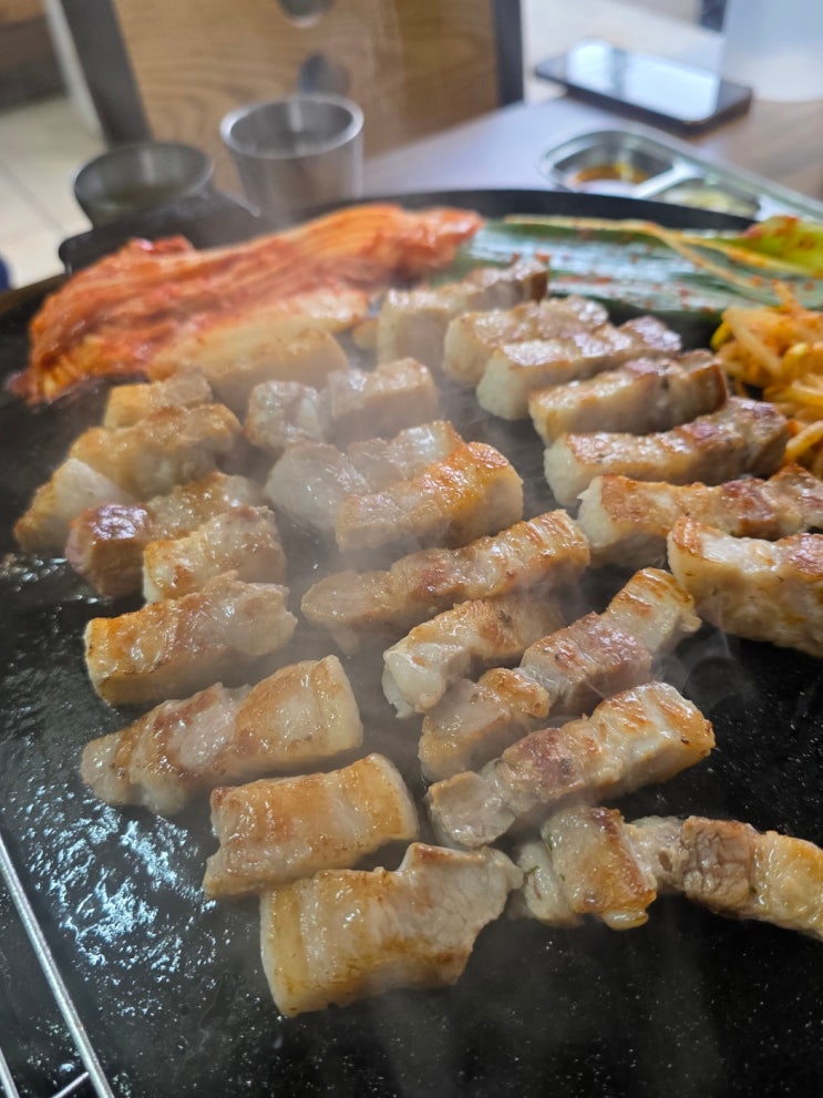  창원 명서동 솥뚜껑 삼겹살 가성비 맛집 솥돼지