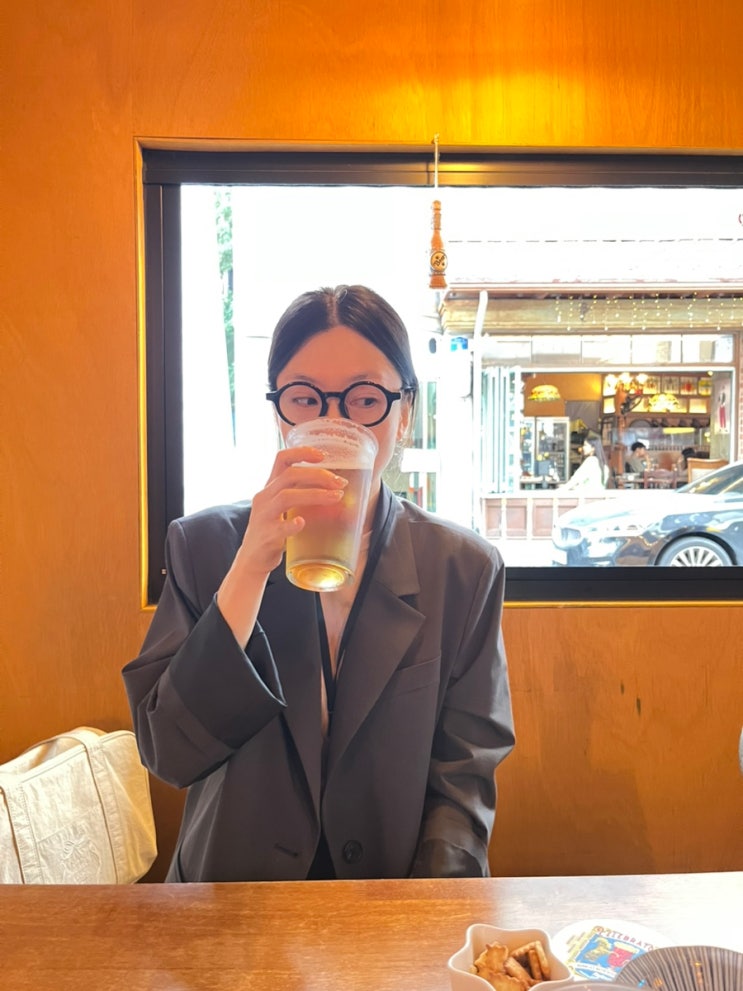  낮술 가능한 홍대 조용한 술집 <낮달> 방문 후기