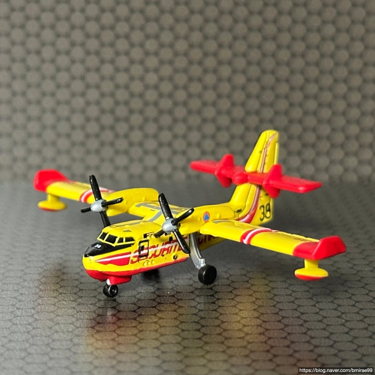  [1/500 특수기] 봉바르디에 CL-415 소방 비행정 (Sécurité Civile)