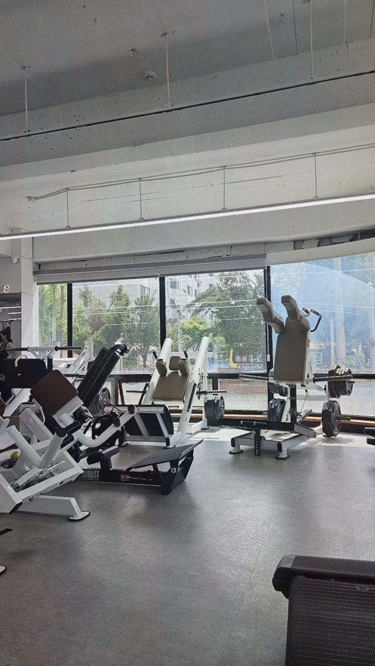 [헬스리뷰] 보스턴짐 호매실점 헬스 PT, 쾌적한 환경의 탑동헬스