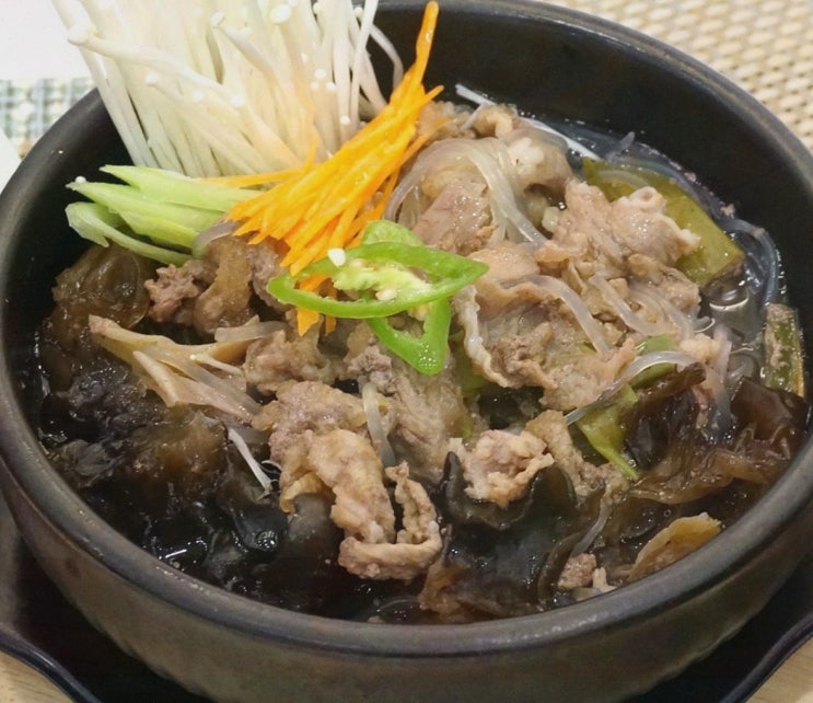  다양한 메뉴로 즐기는 서현맛집, 본가 할매순대국!