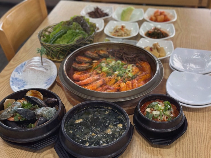  여유있는 바다 전망! 제주도갈치조림 용두암해촌에서 맛보세요