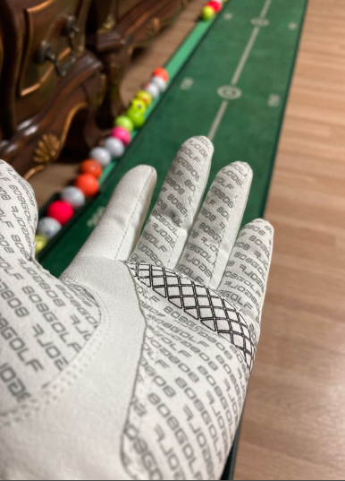  땀이 많은 나에게 꼭 맞는 골프장갑 찾았다 여름골프장갑 전용 808GOLF로 해결